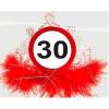 Tiara za 30. rojstni dan, Stop znak
